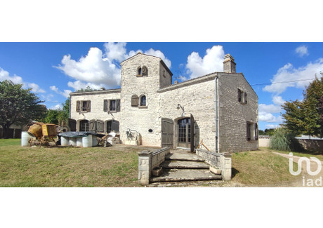 Dom na sprzedaż - Loiré-Sur-Nie, Francja, 177 m², 161 067 USD (616 886 PLN), NET-100787566