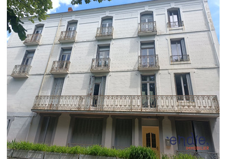 Mieszkanie na sprzedaż - Neris Les Bains, Francja, 403 m², 484 033 USD (1 873 208 PLN), NET-97717553