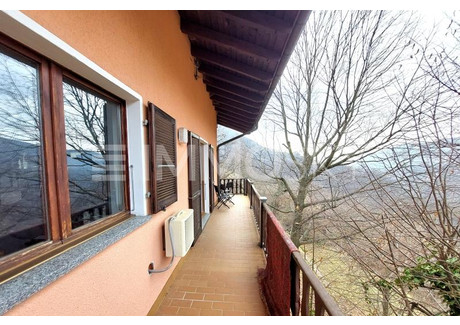 Dom na sprzedaż - Cabbio, Szwajcaria, 186 m², 821 836 USD (3 361 310 PLN), NET-102194353