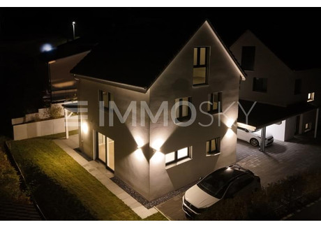 Dom na sprzedaż - Nunningen, Szwajcaria, 148 m², 962 631 USD (3 946 786 PLN), NET-102489805