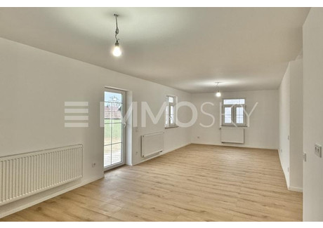 Mieszkanie na sprzedaż - Roth, Niemcy, 104 m², 347 993 USD (1 423 291 PLN), NET-102311359