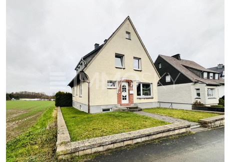 Dom na sprzedaż - Warstein, Niemcy, 155 m², 269 089 USD (1 095 191 PLN), NET-102669344