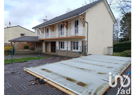 Dom na sprzedaż - Aurillac, Francja, 132 m², 255 900 USD (1 008 246 PLN), NET-95883204
