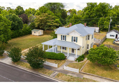 Dom na sprzedaż - 204 E Maryland Ave, Nottoway County, VA Crewe, Usa, 282,43 m², 368 000 USD (1 527 200 PLN), NET-99153619