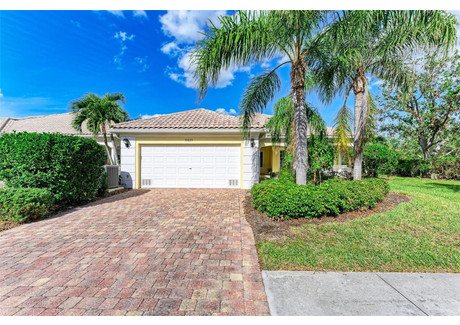 Dom na sprzedaż - 5821 Valente Place , Sarasota County, FL Sarasota, Usa, 234,21 m², 639 000 USD (2 619 900 PLN), NET-102129853