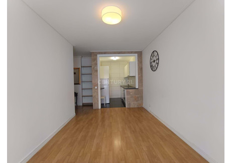 Mieszkanie na sprzedaż - Coimbra (Sé Nova, Santa Cruz, Almedina E São Barto, Portugalia, 56 m², 188 630 USD (788 473 PLN), NET-101168568