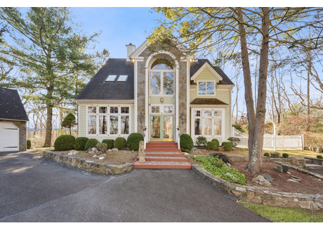 Dom na sprzedaż - 9A Obtuse Rocks Road, Fairfield, CT Brookfield, Usa, 270,35 m², 935 000 USD (3 805 450 PLN), NET-102754040