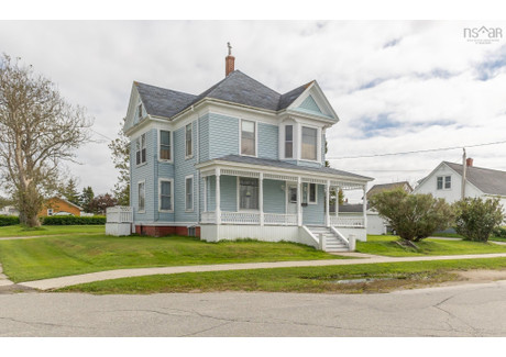 Dom na sprzedaż - 33 William Street Yarmouth, Kanada, 221,11 m², 215 677 USD (849 766 PLN), NET-97020212