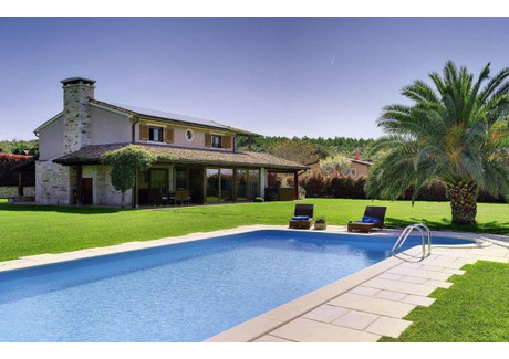Dom na sprzedaż - Pula, Chorwacja, 350 m², 2 665 626 USD (10 715 817 PLN), NET-96865883