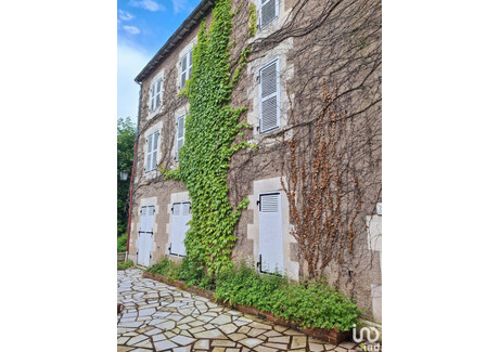 Dom na sprzedaż - Lussac-Les-Châteaux, Francja, 204 m², 181 297 USD (697 993 PLN), NET-98156596