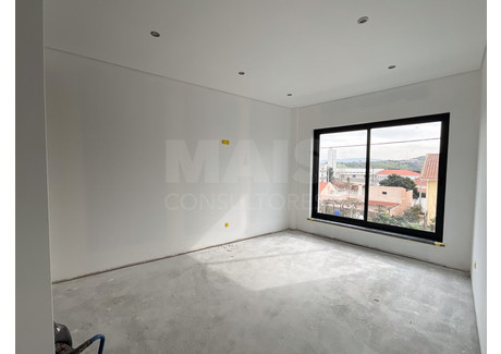 Dom na sprzedaż - Bombarral, Leiria, Portugalia, 111 m², 313 412 USD (1 234 843 PLN), NET-91628902