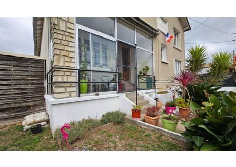 Dom na sprzedaż - Niort, Francja, 106 m², 227 617 USD (930 952 PLN), NET-100912821