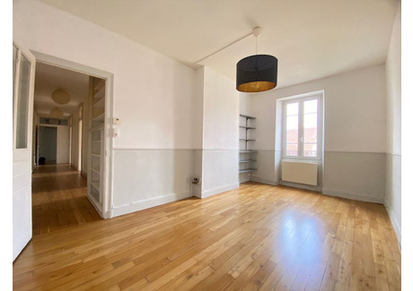 Mieszkanie na sprzedaż - Lons-Le-Saunier, Francja, 88 m², 159 904 USD (655 605 PLN), NET-102797617