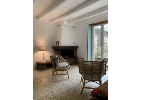 Dom na sprzedaż - Melay, Francja, 120 m², 59 606 USD (234 849 PLN), NET-97053432