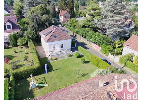 Dom na sprzedaż - Saint-Rémy-Lès-Chevreuse, Francja, 130 m², 585 514 USD (2 248 373 PLN), NET-99457920