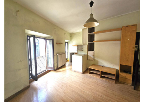 Mieszkanie na sprzedaż - Via del Pavone Viterbo, Włochy, 55 m², 58 760 USD (240 327 PLN), NET-100994939