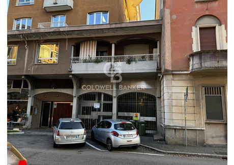 Biuro na sprzedaż - VIA VITTORIO VENETO, Castellanza, Włochy, 390 m², 530 566 USD (2 170 015 PLN), NET-102012042