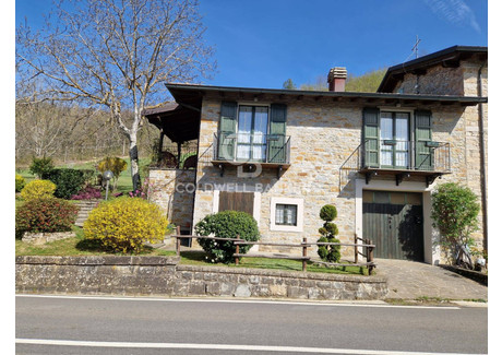 Dom na sprzedaż - Via provinciale Montecreto, Włochy, 200 m², 229 436 USD (922 332 PLN), NET-96715496