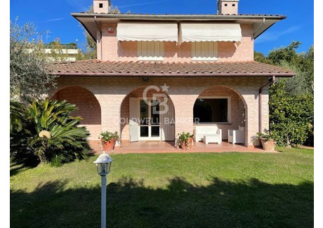 Dom na sprzedaż - via G Amendola, Forte Dei Marmi, Włochy, 200 m², 2 627 568 USD (10 773 031 PLN), NET-98816790