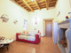 Dom na sprzedaż - Via Principe Umberto Ronciglione, Włochy, 220 m², 171 216 USD (674 592 PLN), NET-97227516
