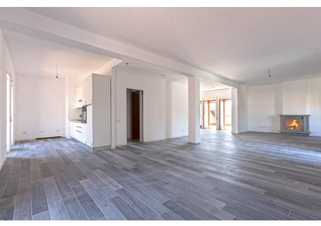 Mieszkanie na sprzedaż - Via Monfalcone Viterbo, Włochy, 190 m², 307 817 USD (1 258 973 PLN), NET-99244702