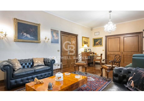 Mieszkanie na sprzedaż - Viale Cortina D'ampezzo Roma, Włochy, 201 m², 894 198 USD (3 639 388 PLN), NET-102798741