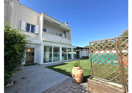 Dom na sprzedaż - Via Uso Di Mare, Tarquinia, Włochy, 120 m², 397 351 USD (1 625 165 PLN), NET-101294215