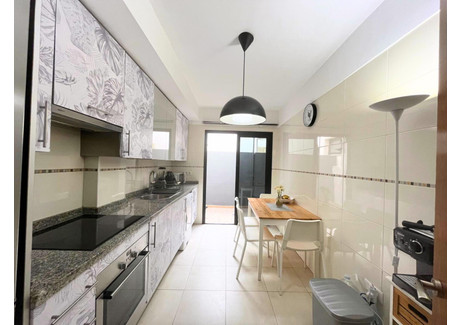 Mieszkanie na sprzedaż - Adeje, Hiszpania, 104 m², 324 913 USD (1 280 156 PLN), NET-97135127