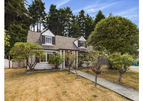 Komercyjne na sprzedaż - 2486 Manzanita Avenue, Humboldt County, CA Cutten, Usa, 307,04 m², 579 000 USD (2 373 900 PLN), NET-101920662