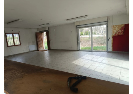 Komercyjne do wynajęcia - Montélimar, Francja, 135 m², 1733 USD (6985 PLN), NET-95642131