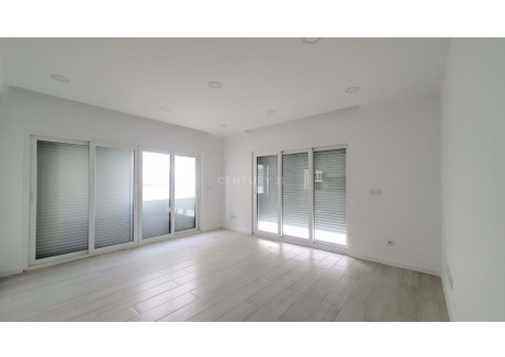 Mieszkanie na sprzedaż - Sesimbra (Santiago), Portugalia, 73,6 m², 292 152 USD (1 194 902 PLN), NET-96129329