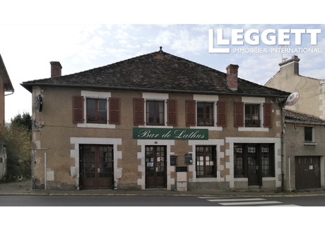 Dom na sprzedaż - Lathus-Saint-Rémy, Francja, 361 m², 70 180 USD (287 737 PLN), NET-86329350