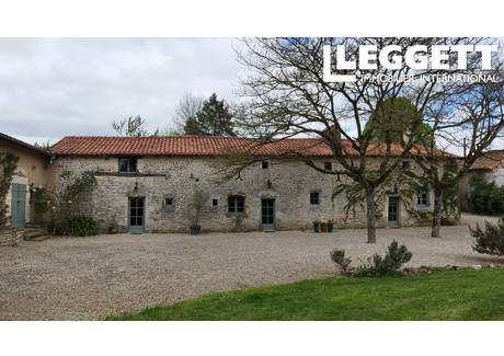 Dom na sprzedaż - Savigne, Francja, 170 m², 271 485 USD (1 039 788 PLN), NET-96951556