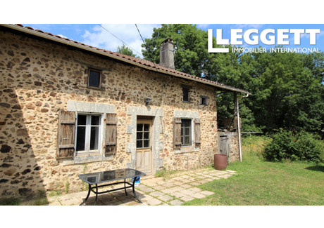 Dom na sprzedaż - Rochechouart, Francja, 71 m², 107 908 USD (441 344 PLN), NET-90780244