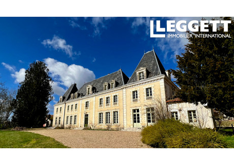 Obiekt zabytkowy na sprzedaż - Champagne-Et-Fontaine, Francja, 650 m², 845 008 USD (3 371 582 PLN), NET-91239376