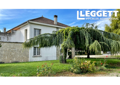 Dom na sprzedaż - Aigre, Francja, 255 m², 204 752 USD (806 724 PLN), NET-92274962