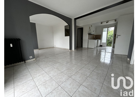 Mieszkanie na sprzedaż - Nimes, Francja, 69 m², 121 342 USD (496 289 PLN), NET-98086677