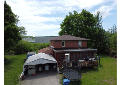 Dom na sprzedaż - 108 Route 139, Saint-Alphonse-de-Granby, QC J0E2A0, CA Saint-Alphonse-De-Granby, Kanada, 203 m², 285 587 USD (1 170 907 PLN), NET-98831649