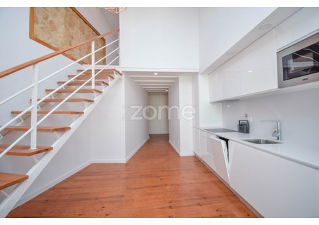 Mieszkanie na sprzedaż - Lisboa, Portugalia, 93 m², 700 211 USD (2 688 809 PLN), NET-80659378