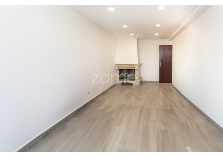 Mieszkanie na sprzedaż - Seixal, Portugalia, 59 m², 236 733 USD (989 543 PLN), NET-98843665