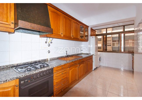 Mieszkanie na sprzedaż - Almada, Portugalia, 81 m², 221 332 USD (856 554 PLN), NET-92802712