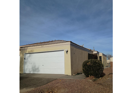 Dom na sprzedaż - 1686 PERMA Drive NE Rio Rancho, Usa, 110 m², 289 000 USD (1 199 350 PLN), NET-103256930