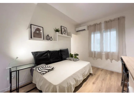 Mieszkanie do wynajęcia - Gran Via de les Corts Catalanes Barcelona, Hiszpania, 23 m², 1716 USD (7035 PLN), NET-100246761