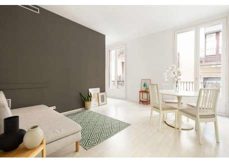 Mieszkanie do wynajęcia - Carrer d'Ataülf Barcelona, Hiszpania, 60 m², 2262 USD (8708 PLN), NET-95471910