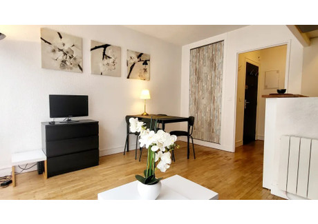 Mieszkanie do wynajęcia - Rue Lamarck Paris, Francja, 25 m², 1702 USD (7062 PLN), NET-95683208