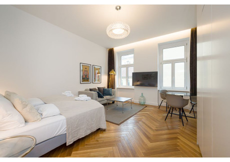 Mieszkanie do wynajęcia - Alser Straße Vienna, Austria, 38 m², 1826 USD (7196 PLN), NET-95765624