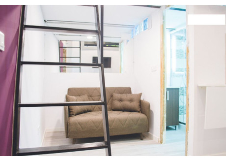 Mieszkanie do wynajęcia - 3 Peces Madrid, Hiszpania, 29 m², 992 USD (3998 PLN), NET-95766027