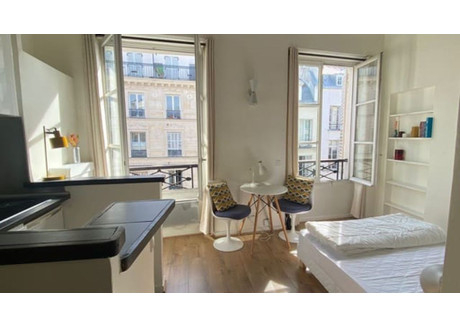 Mieszkanie do wynajęcia - Rue de Turenne Paris, Francja, 20 m², 2450 USD (9480 PLN), NET-95766066