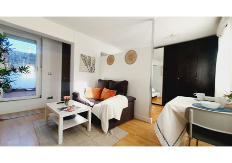 Mieszkanie do wynajęcia - Calle de Alonso del Barco Madrid, Hiszpania, 40 m², 1953 USD (7870 PLN), NET-95945618