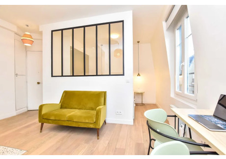 Mieszkanie do wynajęcia - rue Paul Valéry Paris, Francja, 27 m², 2404 USD (10 047 PLN), NET-99646589